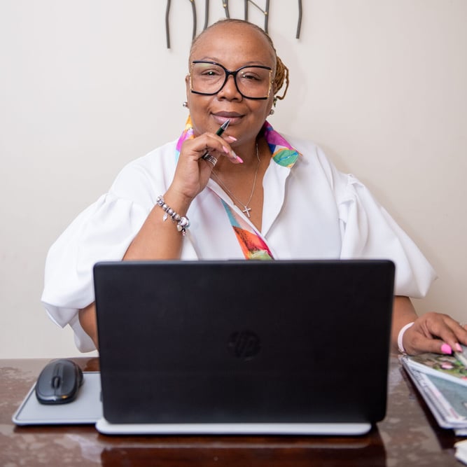 Sherlyn Coleman Richardson, founder of SunnyCoolBreeze Travel